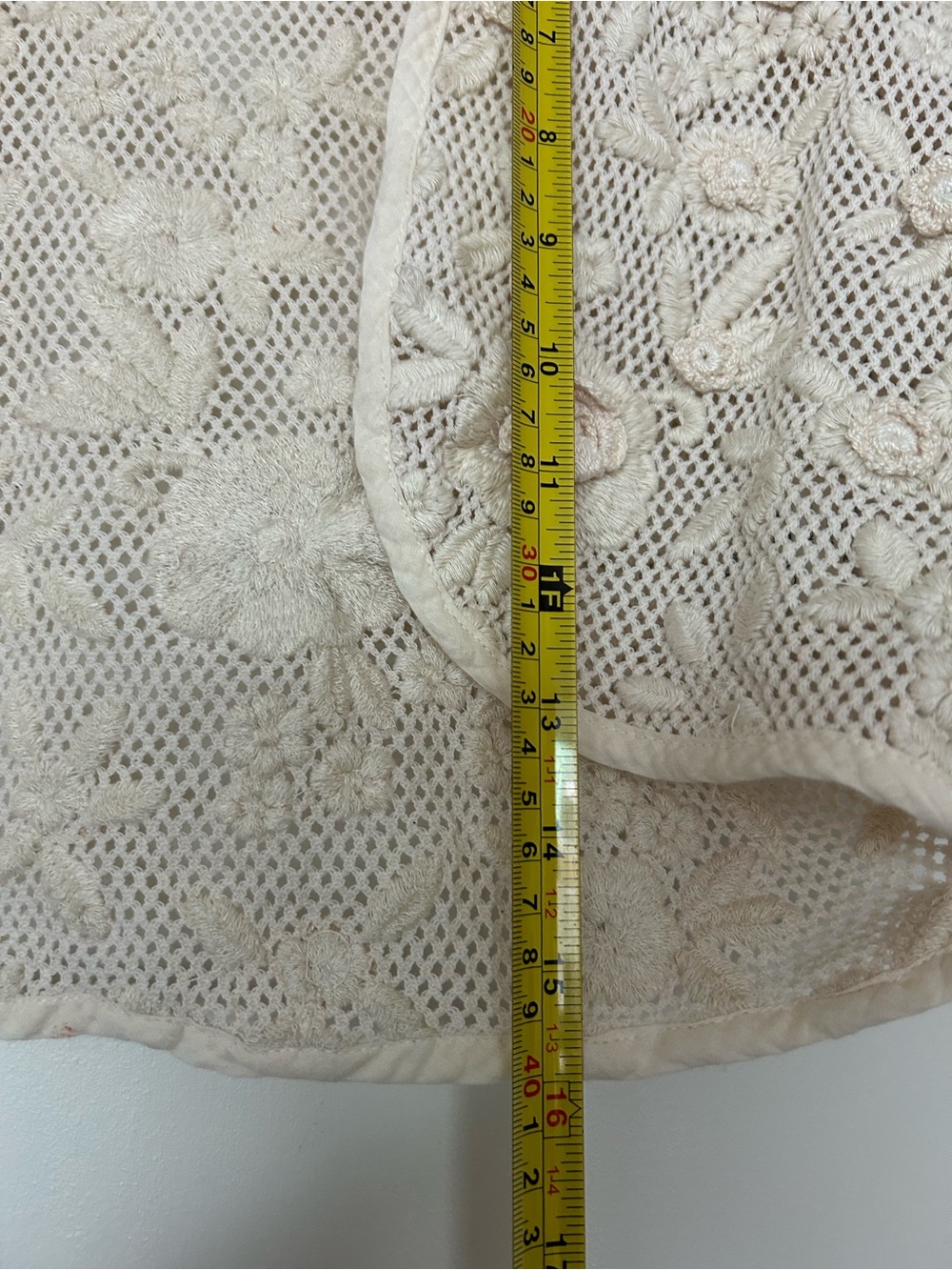 Maeve Anthropologie cream color crochet floral rosette cardigan shrug one size - Picture 11 of 11